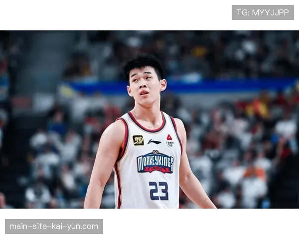 中国后卫林葳命中绝平三分 NCAA赛季得分创新高