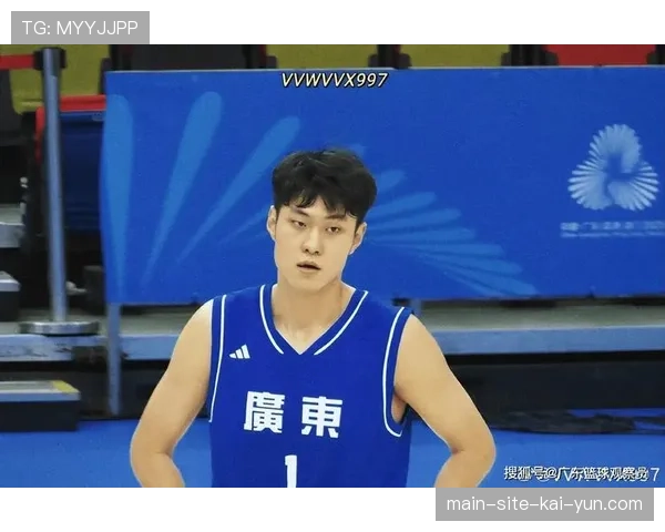 王浩然三分命中率高达百分之四十四 深圳小将成赛季最大发现